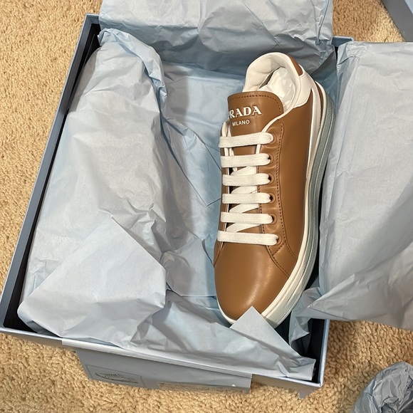 NEW Camel and white Prada sneaker - Picture 3 of 5